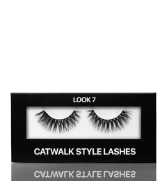 Cils en bande style défilé, look 7